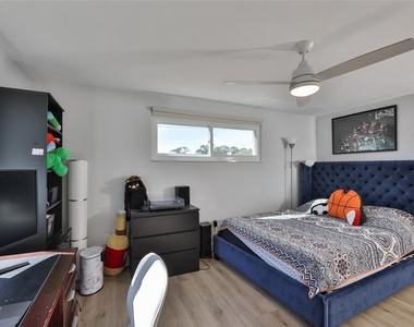 1279 86th Avenue N - Photo Thumbnail 24