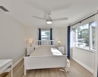 1279 86th Avenue N - Photo Thumbnail 28