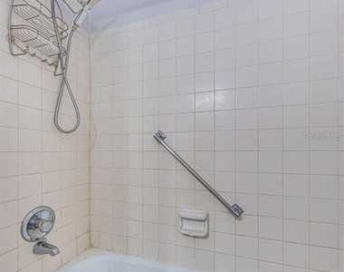 5217 81st Street N - Photo Thumbnail 10