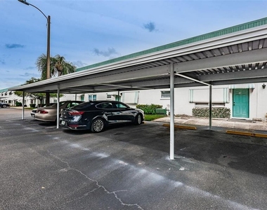 5217 81st Street N - Photo Thumbnail 11