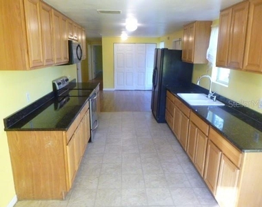 6616 Mangrove Drive - Photo Thumbnail 13