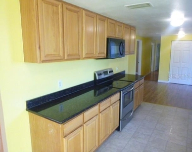 6616 Mangrove Drive - Photo Thumbnail 14