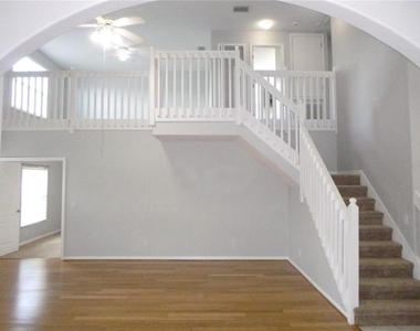 19146 Cypress Green Drive - Photo Thumbnail 2