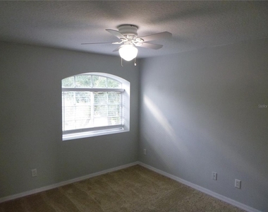 19146 Cypress Green Drive - Photo Thumbnail 29