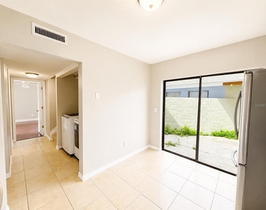 5104 Springwater Court - Photo Thumbnail 9