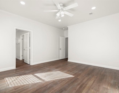 4352 9th Avenue S - Photo Thumbnail 14