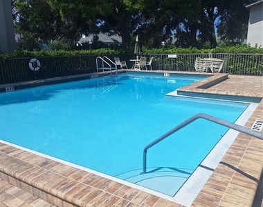 2377 Lake Heather Heights Court - Photo Thumbnail 2