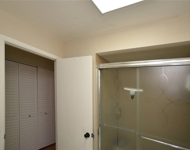 357 8th Avenue N - Photo Thumbnail 17