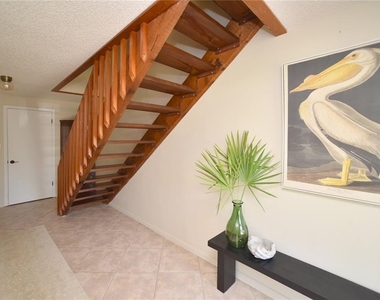 357 8th Avenue N - Photo Thumbnail 49