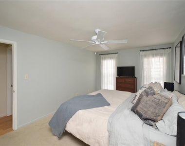 357 8th Avenue N - Photo Thumbnail 42