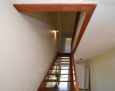 357 8th Avenue N - Photo Thumbnail 32