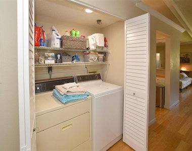 357 8th Avenue N - Photo Thumbnail 39