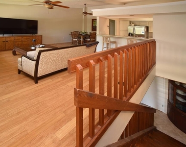 357 8th Avenue N - Photo Thumbnail 9