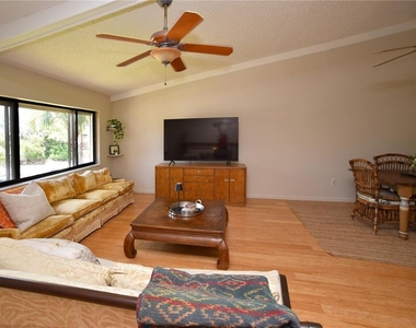 357 8th Avenue N - Photo Thumbnail 46