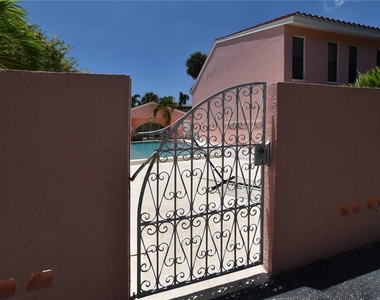357 8th Avenue N - Photo Thumbnail 51
