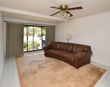 357 8th Avenue N - Photo Thumbnail 25