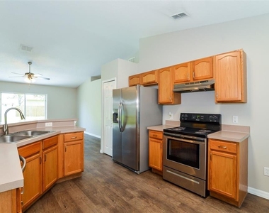 2783 S Slater Drive - Photo Thumbnail 3