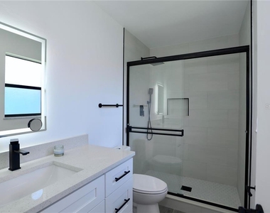 620 Heraldo Court - Photo Thumbnail 10