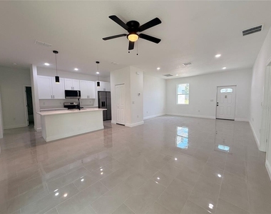 1251 Scottish Street Sw - Photo Thumbnail 4