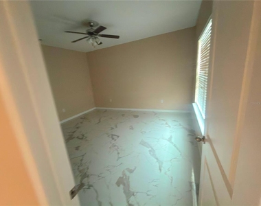 5583 Toulouse Lane - Photo Thumbnail 22