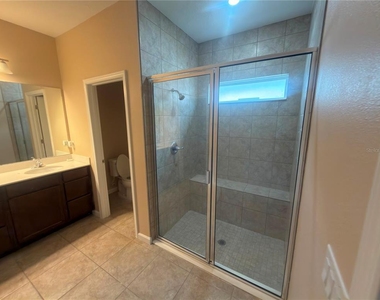 5583 Toulouse Lane - Photo Thumbnail 9