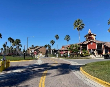 2200 Key West Court - Photo Thumbnail 11