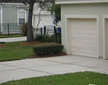 848 Runner Oak Street - Photo Thumbnail 4