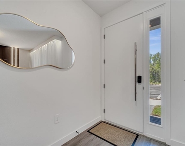 3205 Energy Drive - Photo Thumbnail 4
