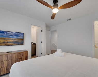 3205 Energy Drive - Photo Thumbnail 29