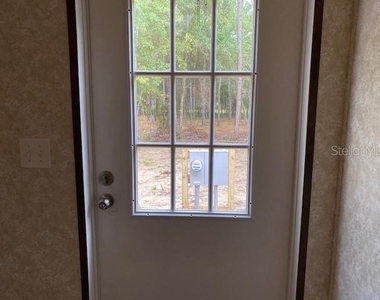 877 Se 38 Way - Photo Thumbnail 19