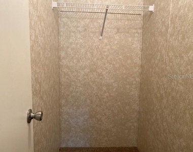 877 Se 38 Way - Photo Thumbnail 12