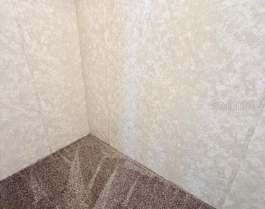 877 Se 38 Way - Photo Thumbnail 15