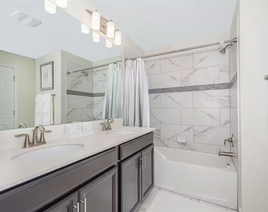 4909 Windermere Avenue - Photo Thumbnail 13