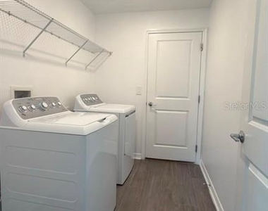 707 Grove Street - Photo Thumbnail 13