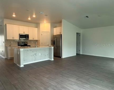 707 Grove Street - Photo Thumbnail 1