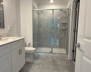 707 Grove Street - Photo Thumbnail 17