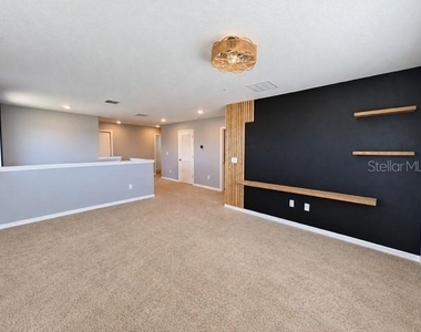 2436 Blowing Breeze Avenue - Photo Thumbnail 11