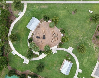 2436 Blowing Breeze Avenue - Photo Thumbnail 29