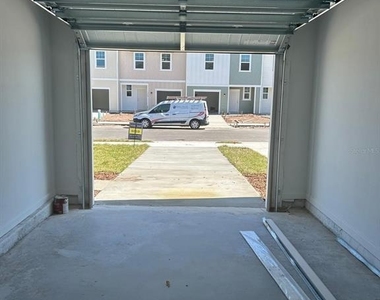 3270 Vesara Drive - Photo Thumbnail 8