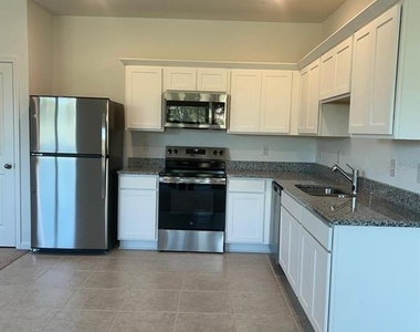 3270 Vesara Drive - Photo Thumbnail 3