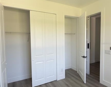 14300 Sanilac Avenue - Photo Thumbnail 5