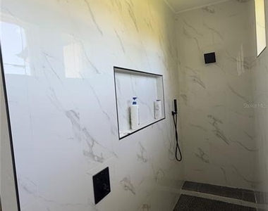 14300 Sanilac Avenue - Photo Thumbnail 7