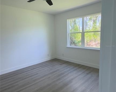 14300 Sanilac Avenue - Photo Thumbnail 3