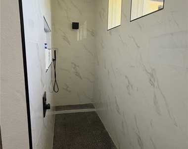 14300 Sanilac Avenue - Photo Thumbnail 8
