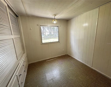 817 Parks Street - Photo Thumbnail 3