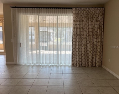 10376 Sw 99 Street - Photo Thumbnail 6