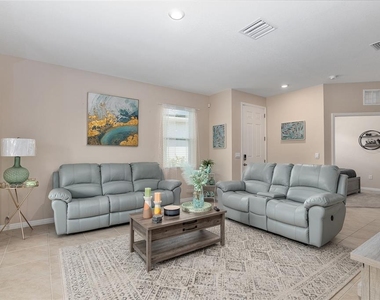 5389 Nw 48th Place - Photo Thumbnail 12