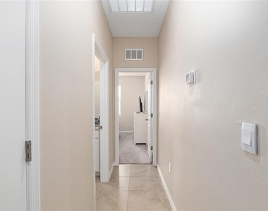 5389 Nw 48th Place - Photo Thumbnail 40