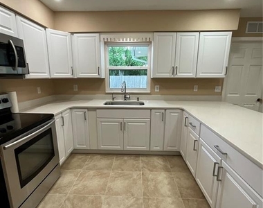 9359 Bahia Road - Photo Thumbnail 6