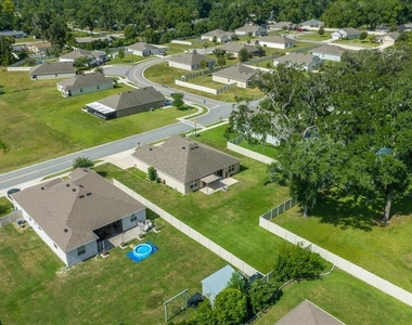 5025 Ne 15th Place - Photo Thumbnail 4